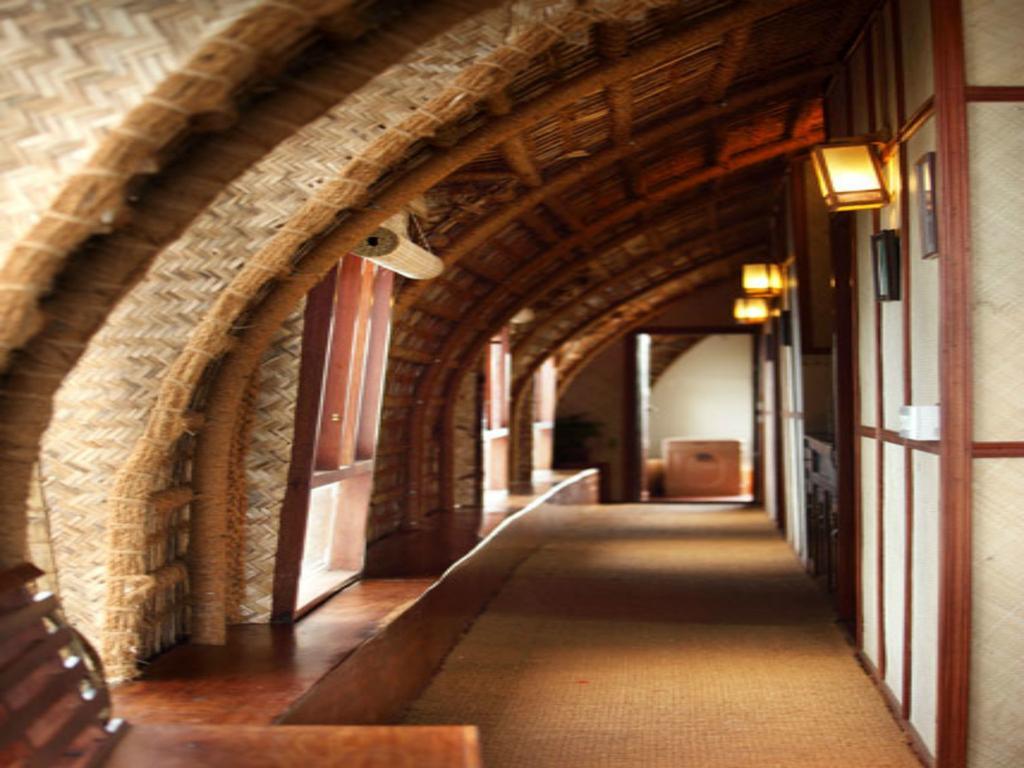Marvel Cruise Hotel Alappuzha Ngoại thất bức ảnh