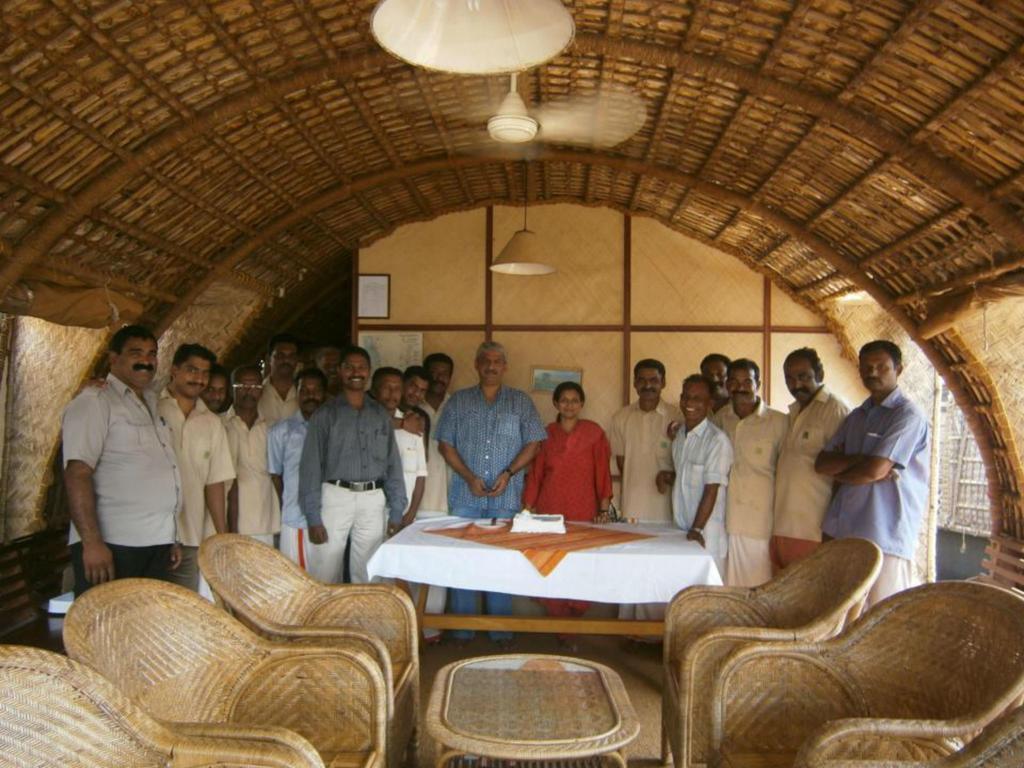 Marvel Cruise Hotel Alappuzha Phòng bức ảnh